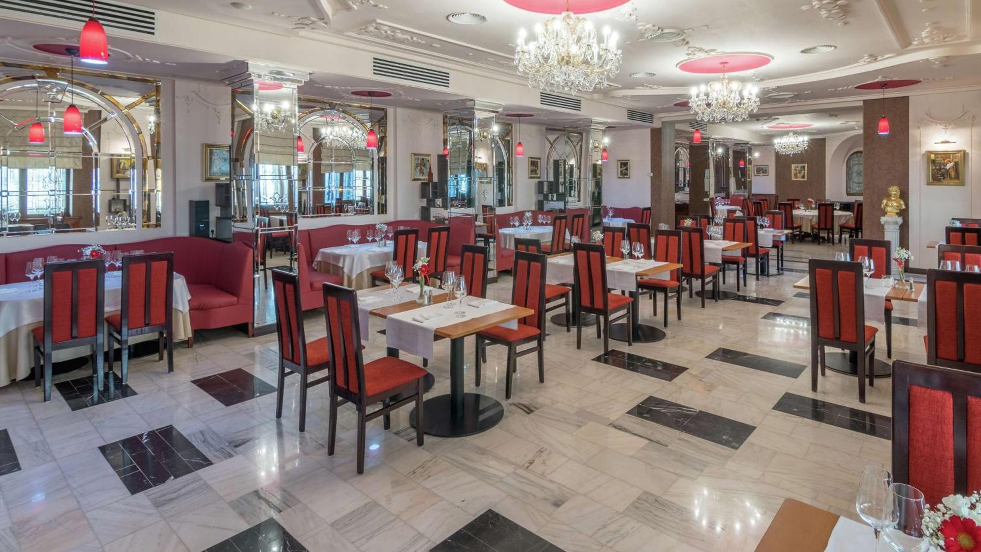 Hilton Sibiu Hotel Екстериор снимка